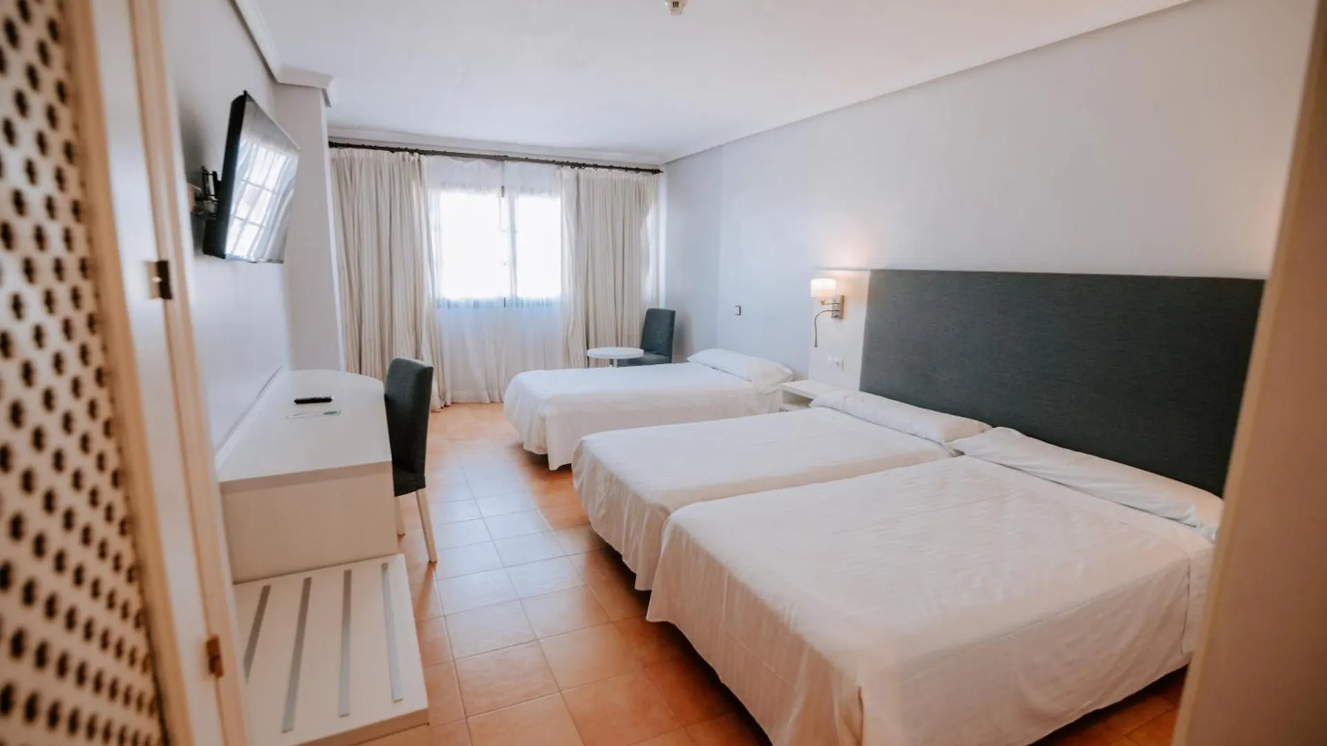 Hotel Bahia Sur San Fernando 4*,